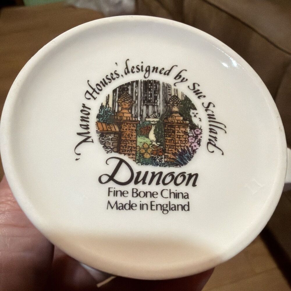 Dunoon Doorways Mug Sue Scullard Fine Bone China England Grey Cat & Rose Cottage